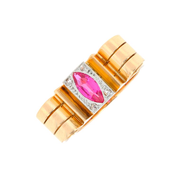 Bague Tank vintage rubis de synthèse et roses de diamants 2 ors 8.31g Comme neuf -  reconditionné disponible sur Gemme Les Bijoux